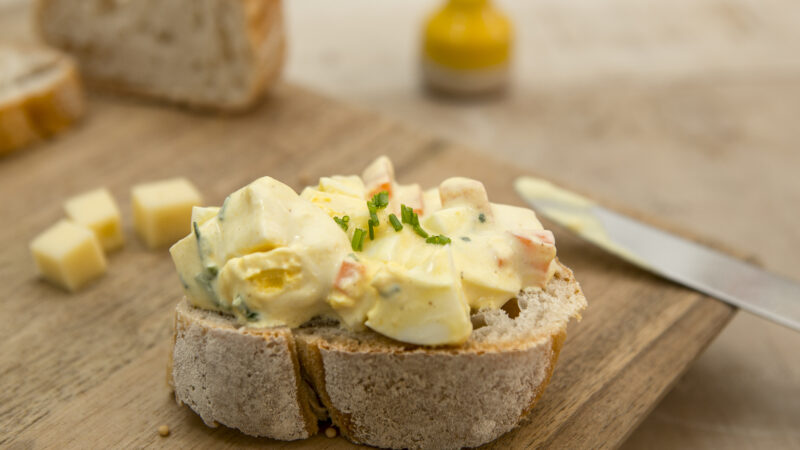 Eiersalat mit griechischem Joghurt